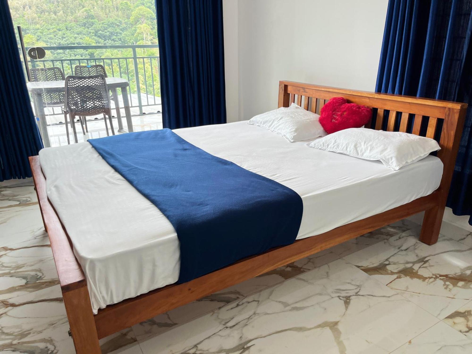 מונאר Mount Mist Villa מראה חיצוני תמונה