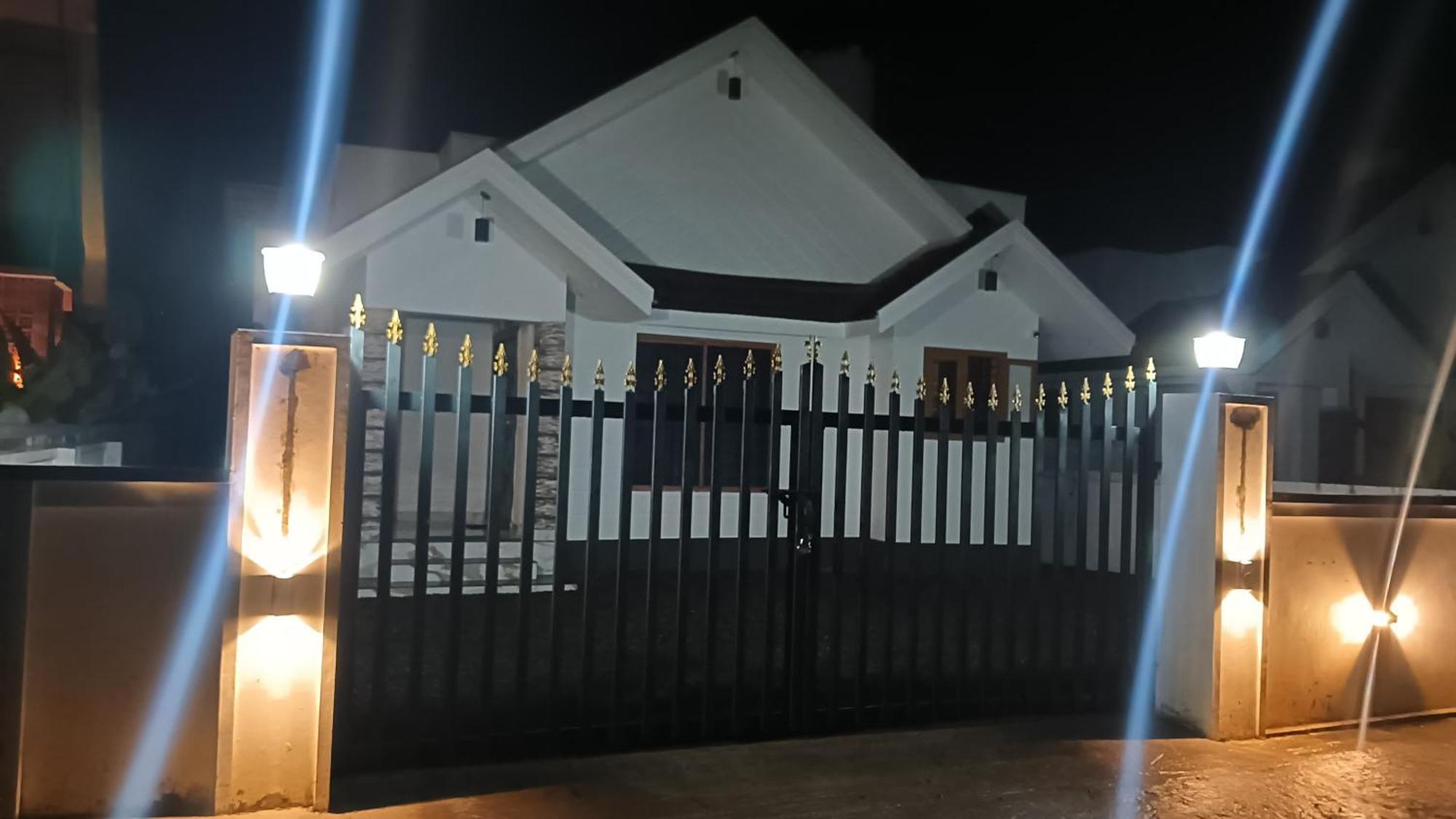 מונאר Mount Mist Villa מראה חיצוני תמונה