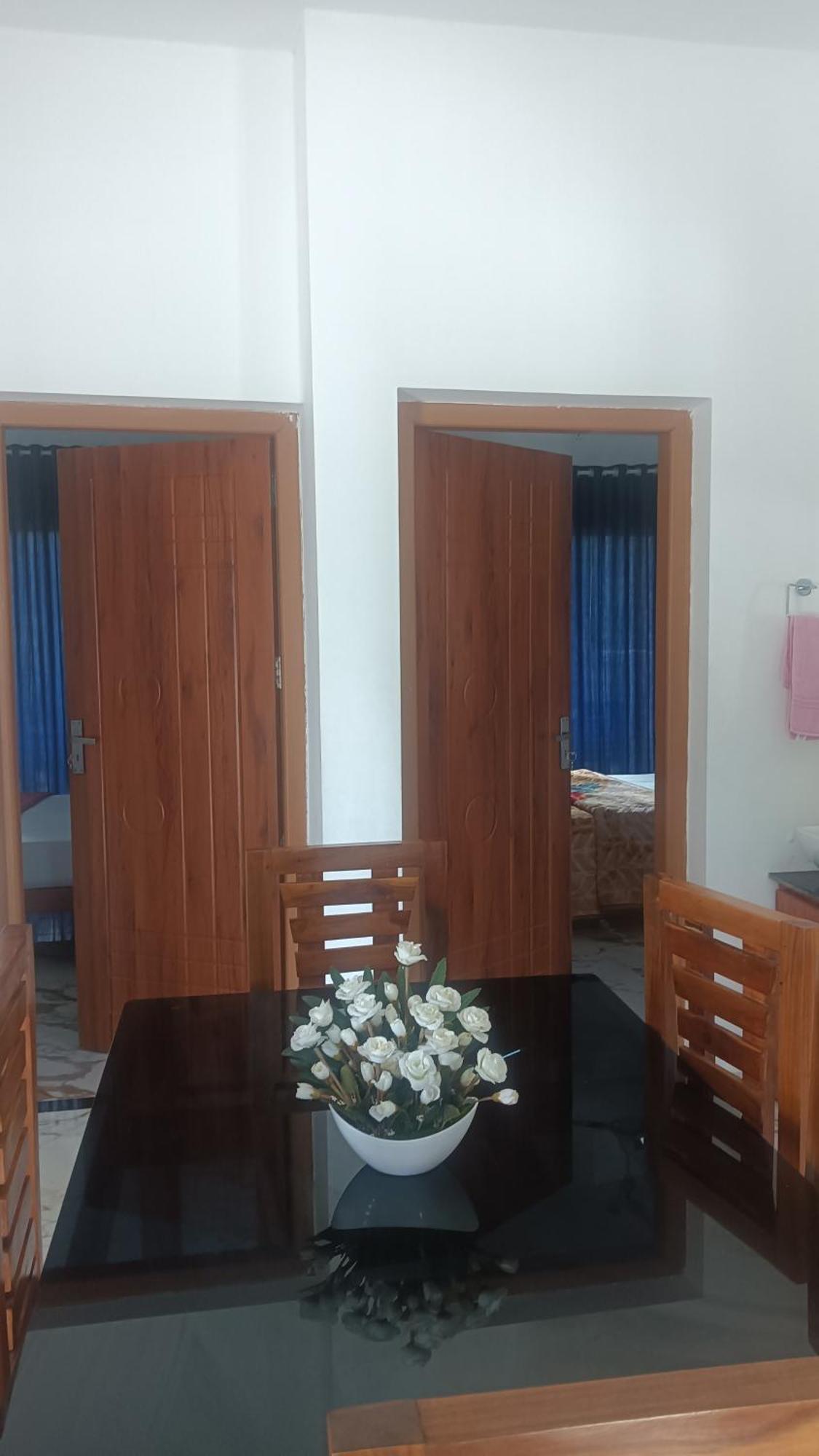 מונאר Mount Mist Villa מראה חיצוני תמונה