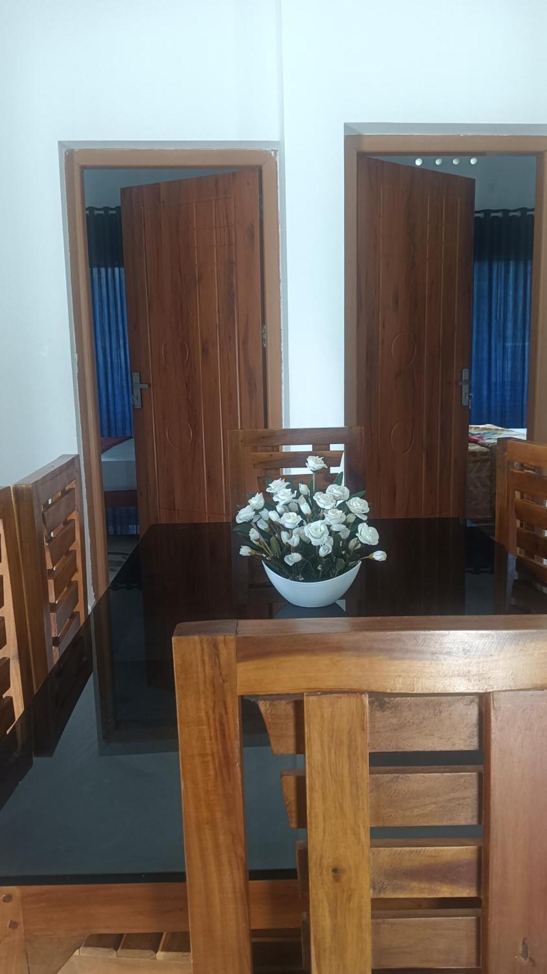 מונאר Mount Mist Villa חדר תמונה